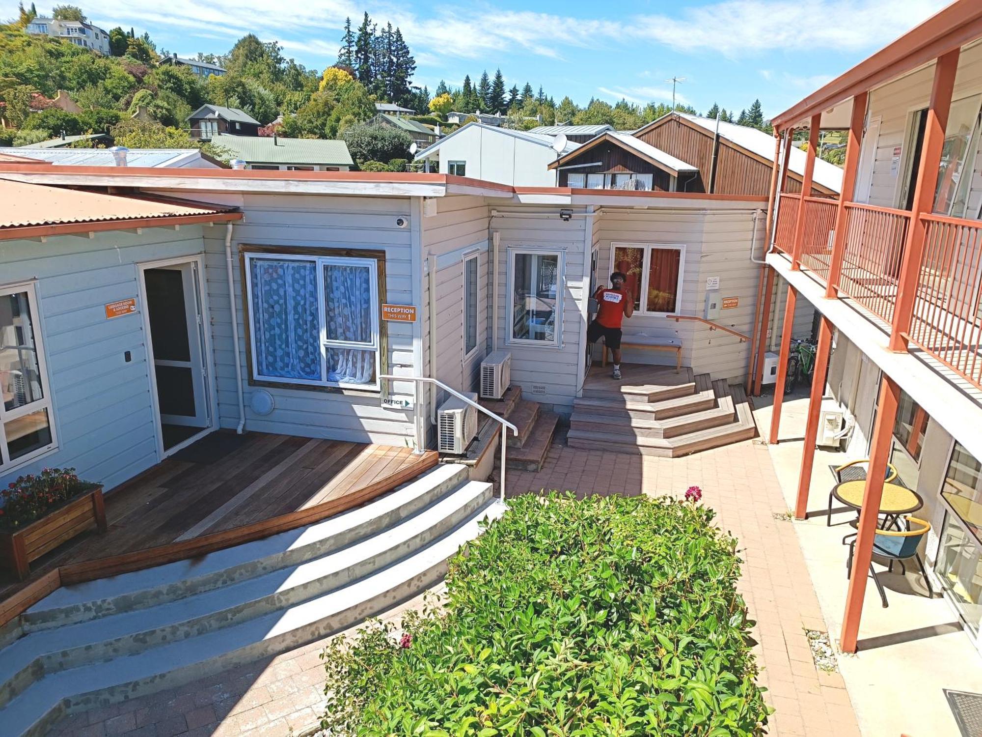 Adventure Wanaka Hostel Exterior foto
